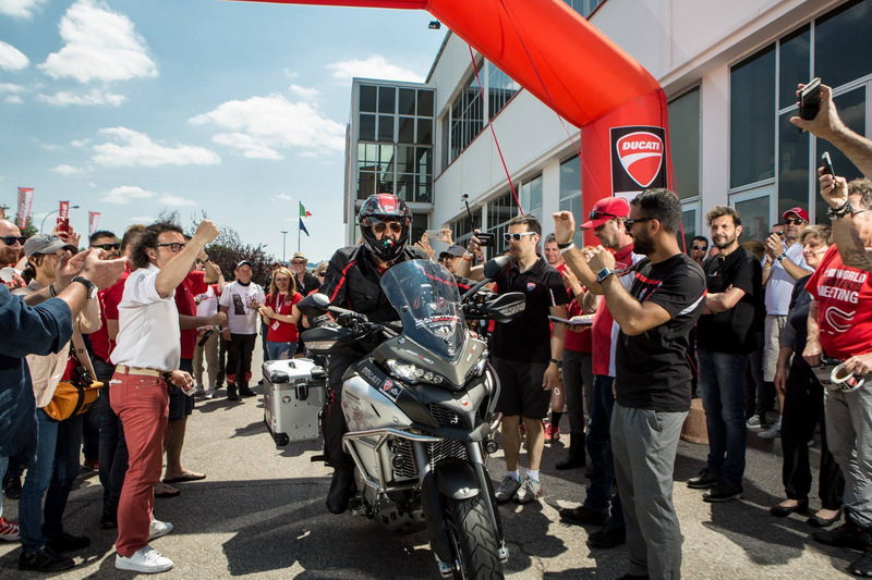 Ο γύρος του κόσμου με Multistrada 1200 Enduro ξεκίνησε!