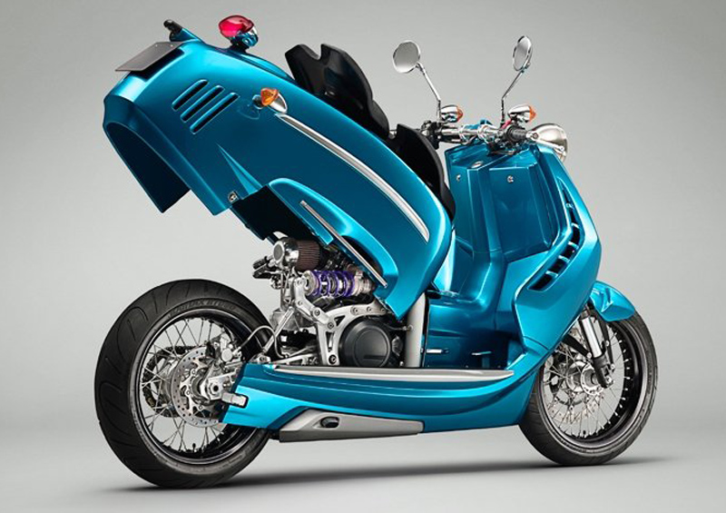 J SERIES από την PiperMoto - Scooter με μοτέρ από KTM 690 Duke!