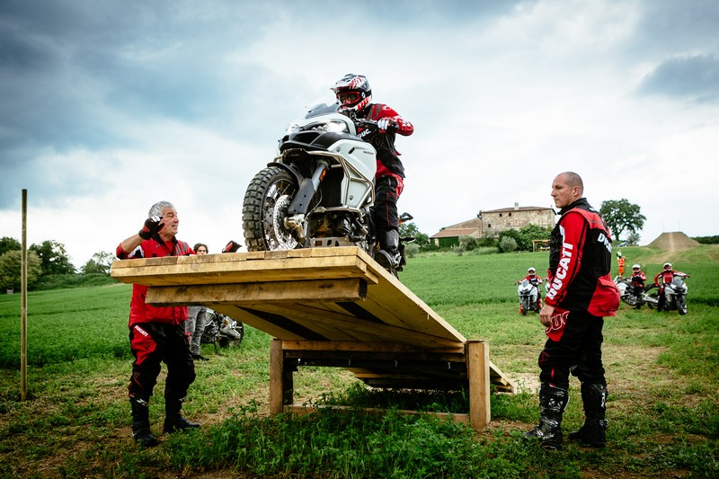 Ducati DRE 2017 - Εκπαίδευση σε άσφαλτο και χώμα