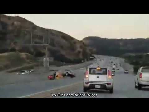 Απίστευτη εξέλιξη "τσαμπουκά" στο δρόμο – Video