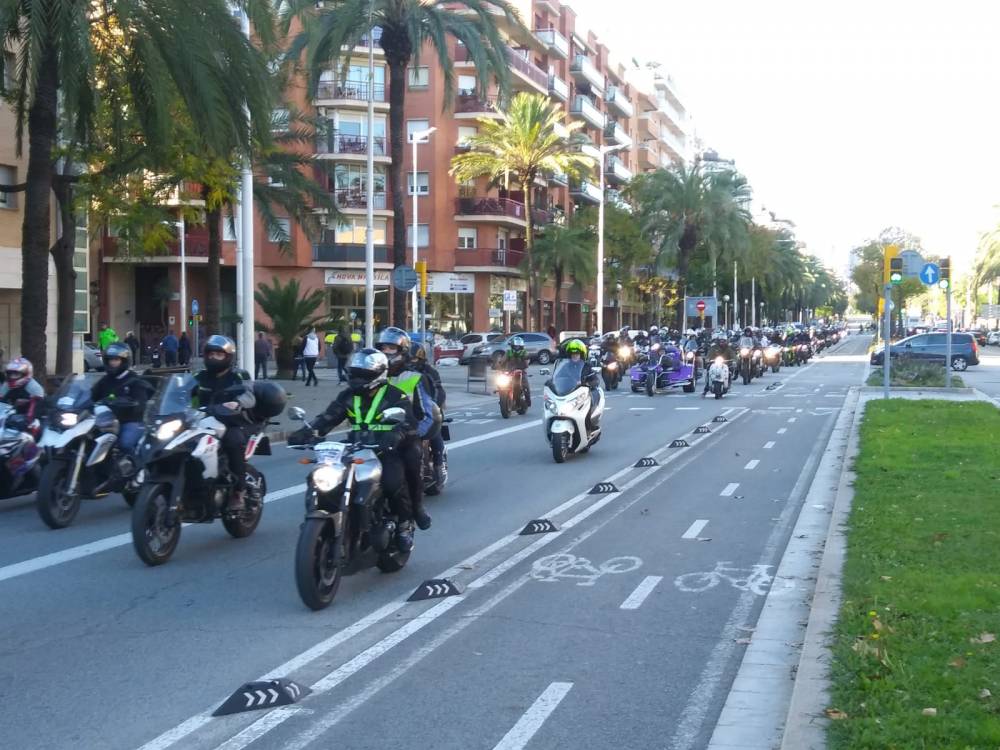 Βαρκελώνη – 5.000 μοτοσυκλετιστές σε πορεία διαμαρτυρίας!