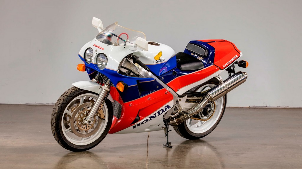 honda vfr750r rc30 auction 3