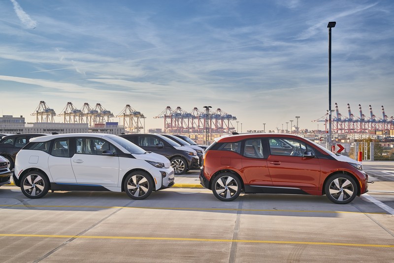 P90204293 highRes bmw i3 shipping 11 2