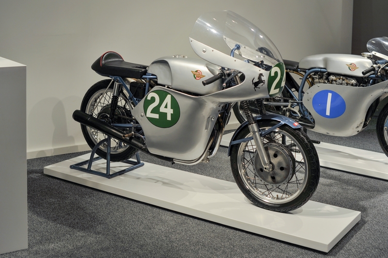 250 Desmo 1960 UC65887 High