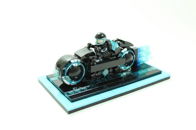 LEGO: Η μοτοσυκλέτα της ταινίας Tron Legacy