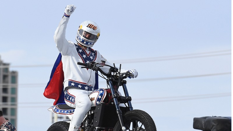Travis Pastrana - Φόρος τιμής στον Evel Knievel