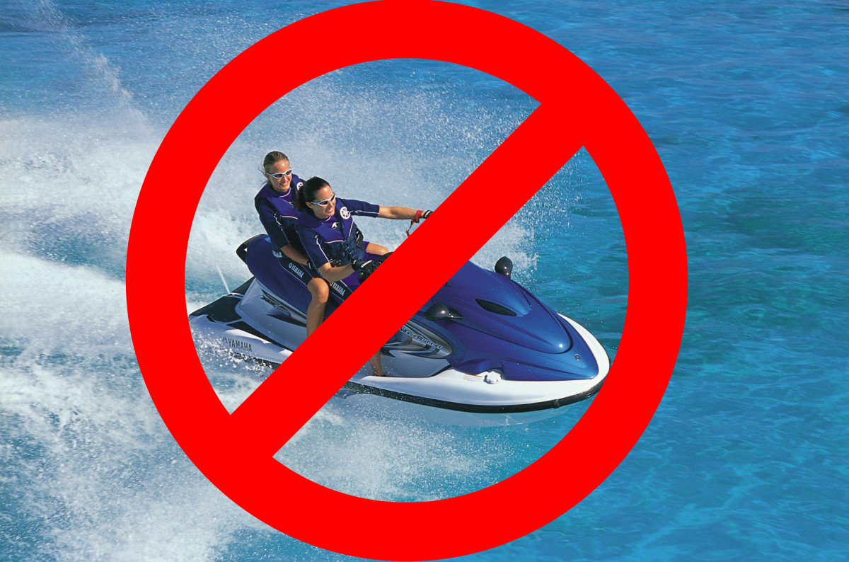 Μερική απαγόρευση των Jet Ski σε θάλασσες πέριξ της Αττικής