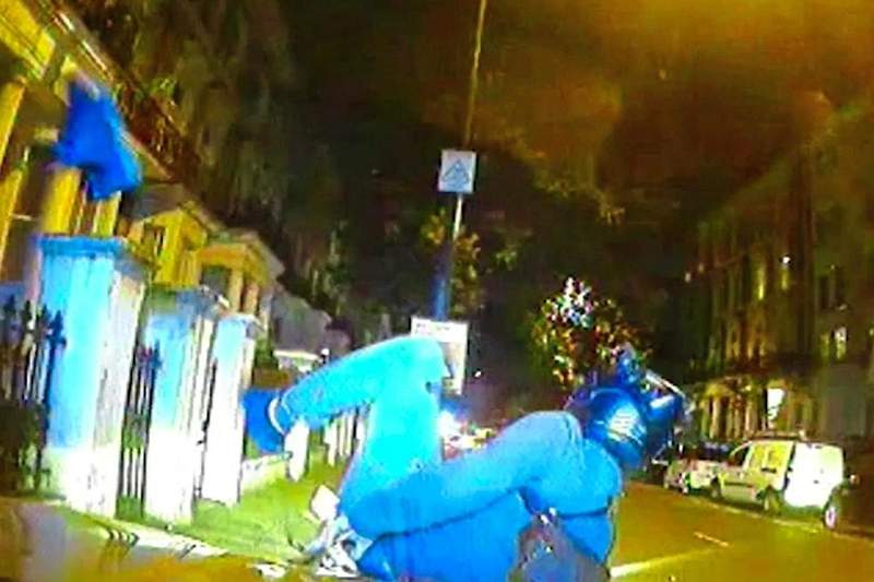 Video – Εμβολισμοί στα scooter κακοποιών από τα περιπολικά