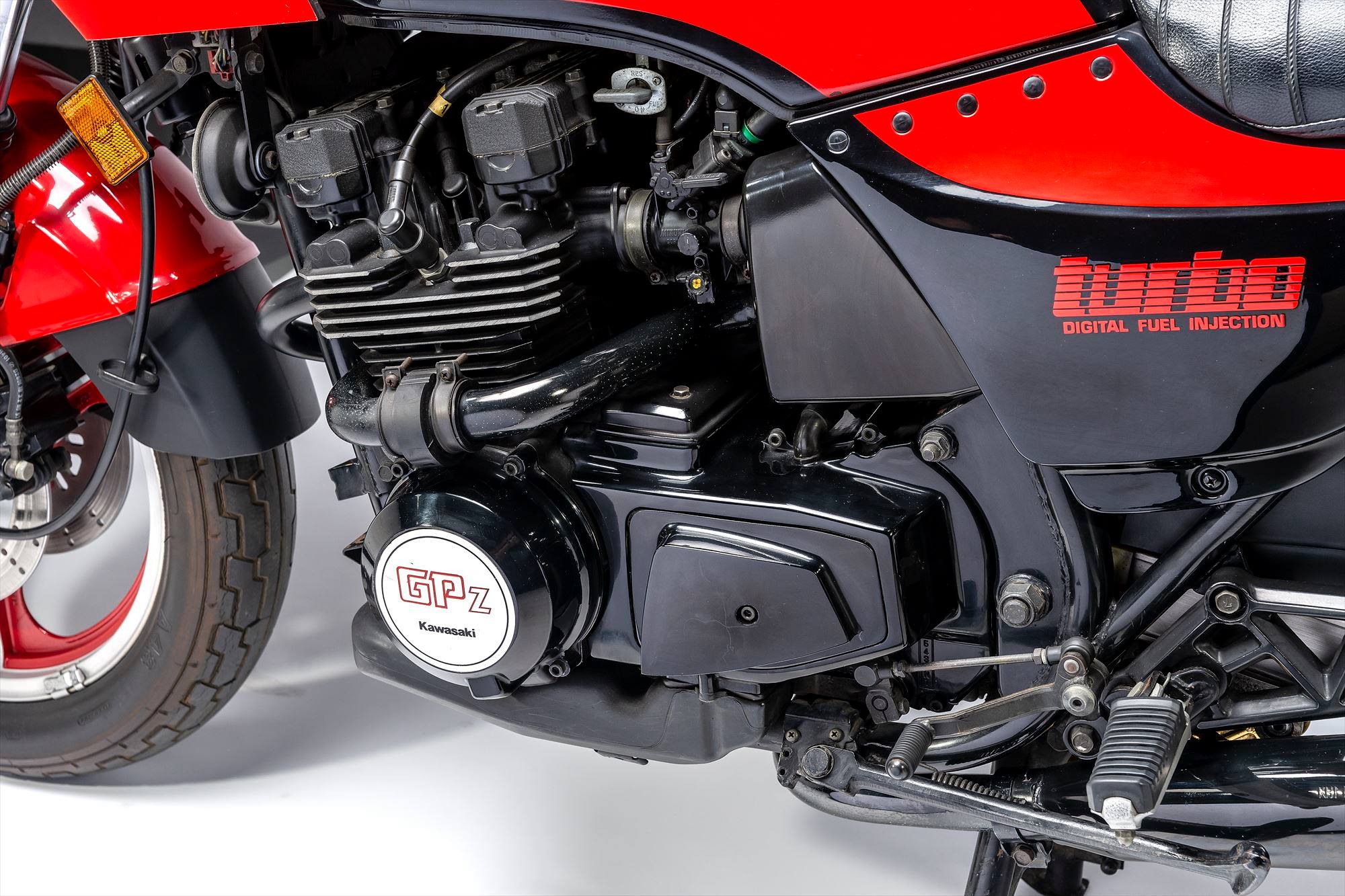 kawasaki gpz 750 turbo 3