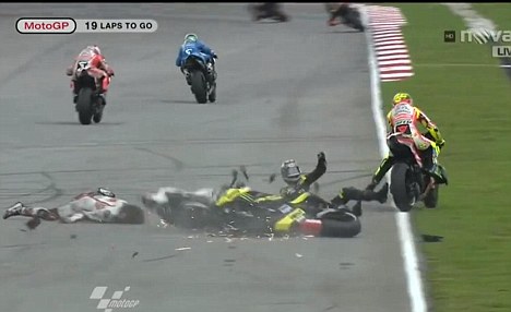 Θρήνος στα MotoGP! Σκοτώθηκε ο Simoncelli!