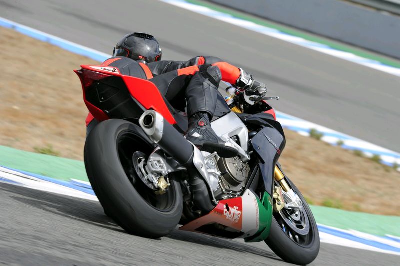 Aprilia RSV4 – Ο νικητής των συγκριτικών δοκιμών