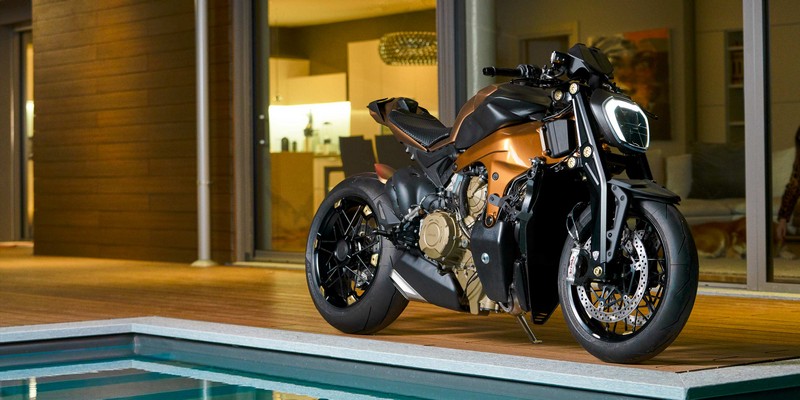 V4 Penta – Ένα “γυμνό” Ducati Panigale, αξίας 100.000 + ευρώ!