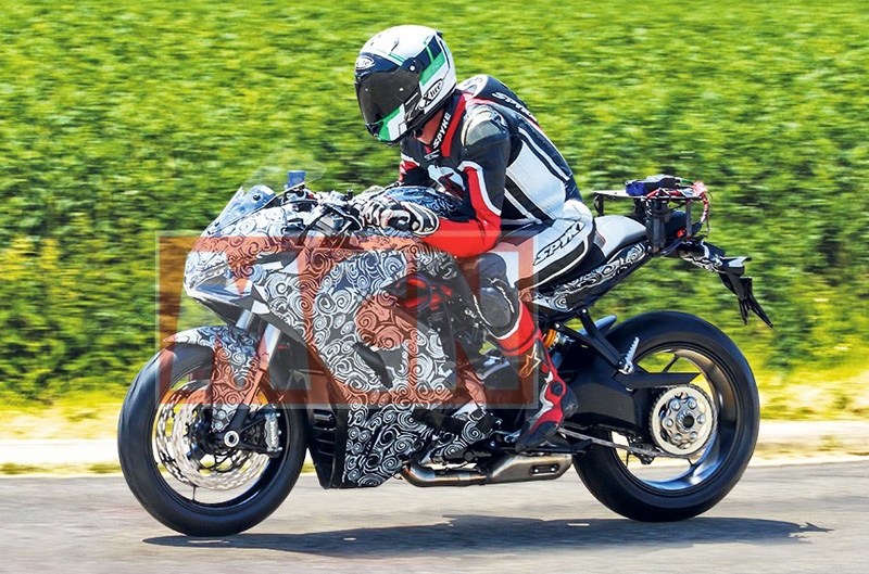 Ducati Supersport 939: Spy pics από δοκιμές στον δρόμο
