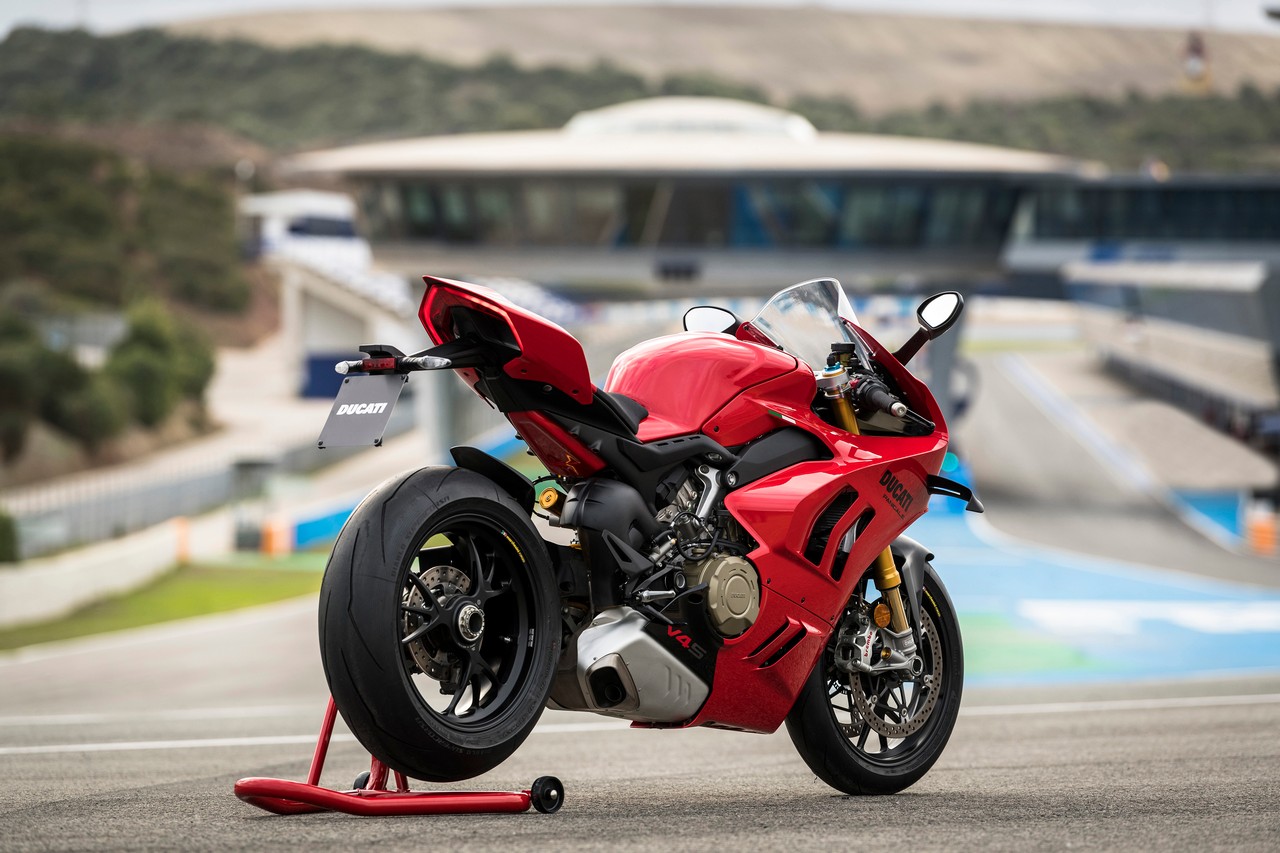 DUCATI PANIGALE V4S STATIC 011 UC355528 Mid