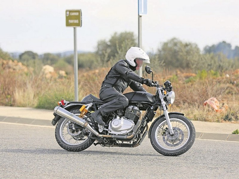 Έρχεται η δικύλινδρη Royal Enfield Continental GT 750