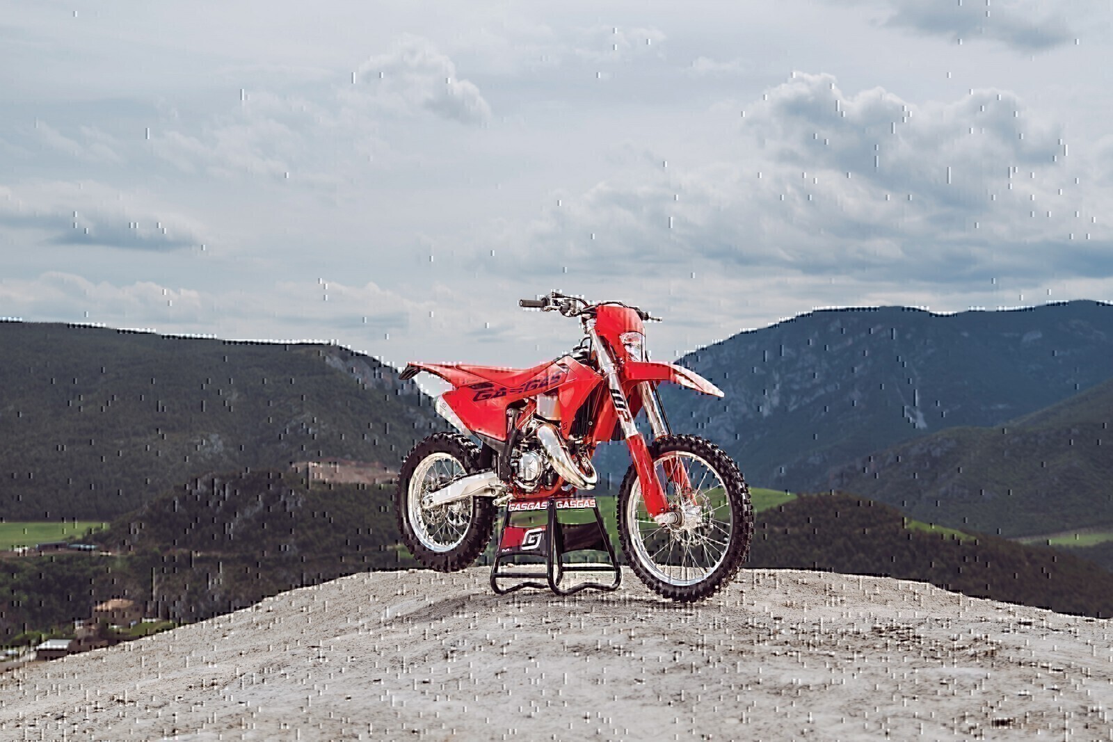 2025 GASGAS EC 125 1