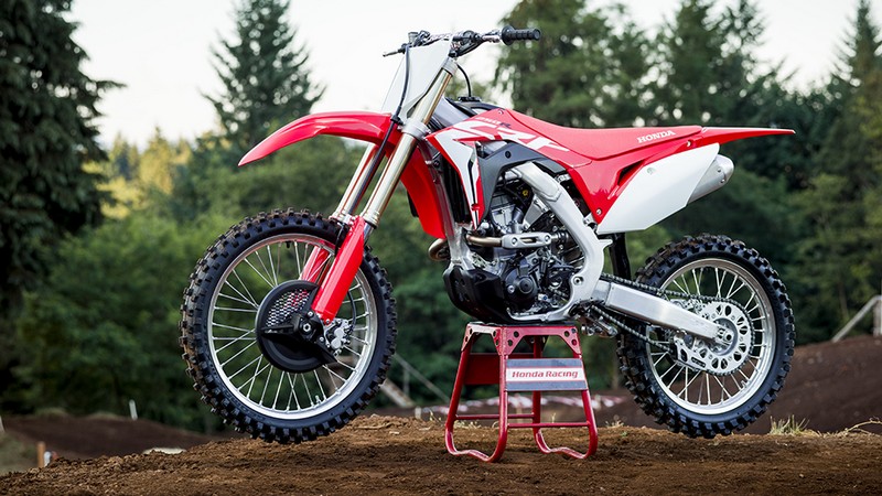 Honda CRF 250R 2018 – Πλήρης ανανέωση!
