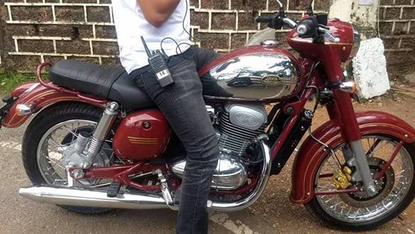 Jawa 300 – Νέες spy pics, έτοιμο για παραγωγή