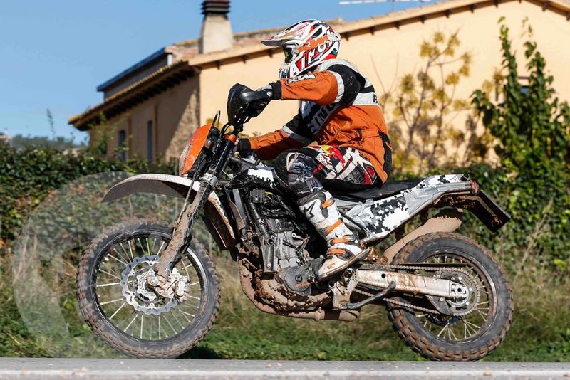 ΚΤΜ 690 Adventure - Κατασκοπευτικές φωτογραφίες