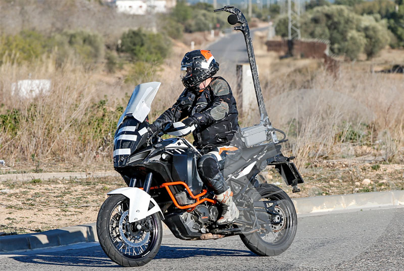 KTM 1290 Super Adventure 2017 spy pic