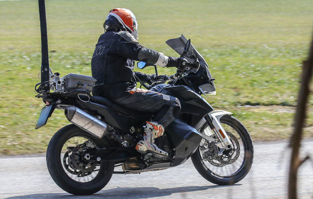 ktm adv spy 2