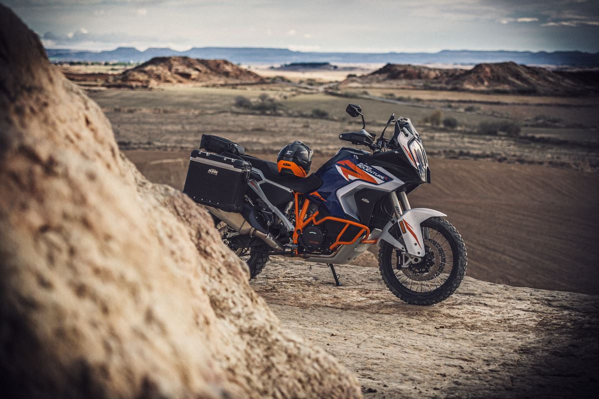 KTM 1290 SUPER ADVENTURE R static 1