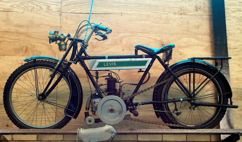 1200px Levis motorcycle 001