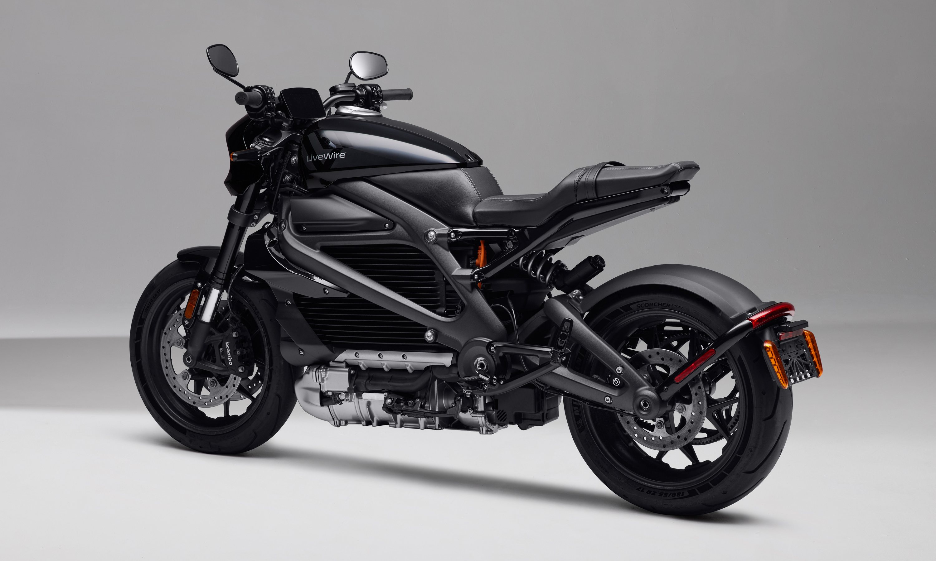 LiveWire 2021 Blk 002