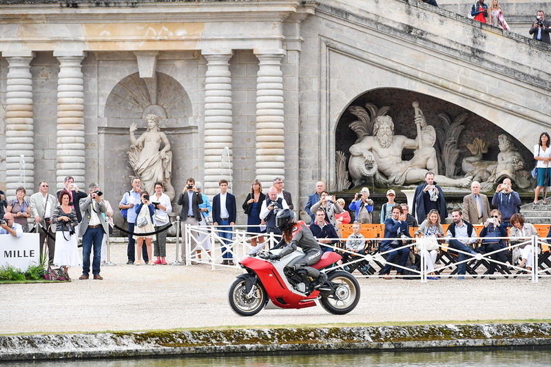 chantilly 4