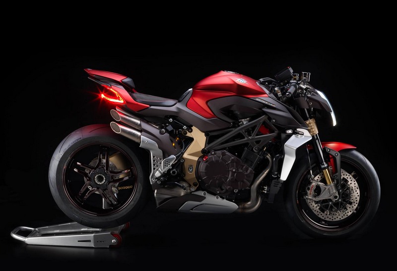 mv agusta brutale serie oro 2019 5