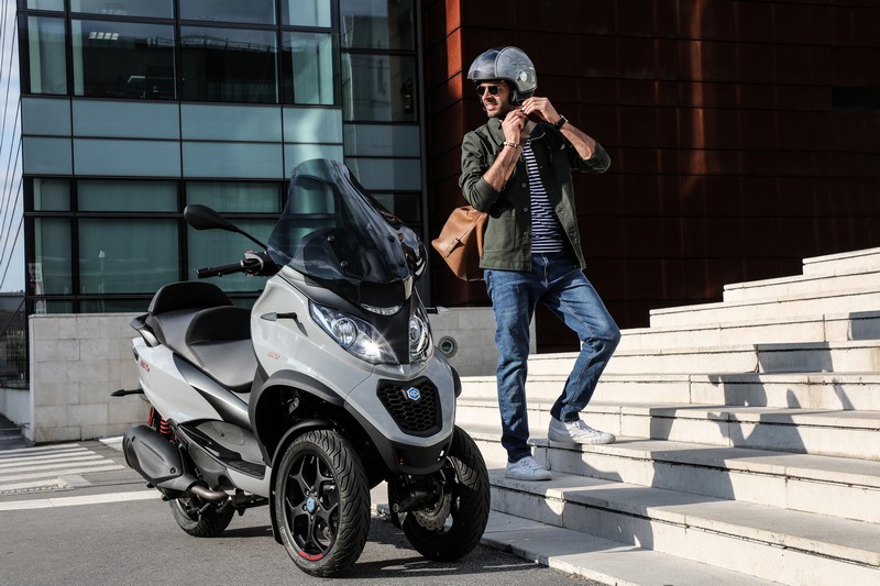 Piaggio – Τα νέα MP3 350 &amp; 500 hpe Sport / Business