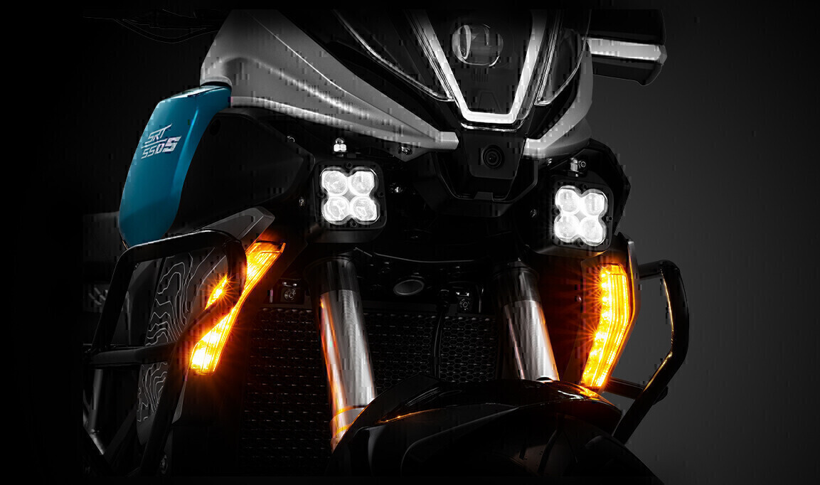 SRT 550S FRONT LED
