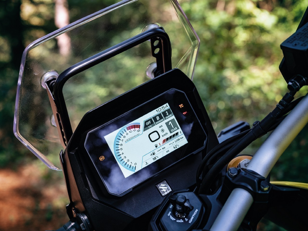 DL800DERCM3 action 19