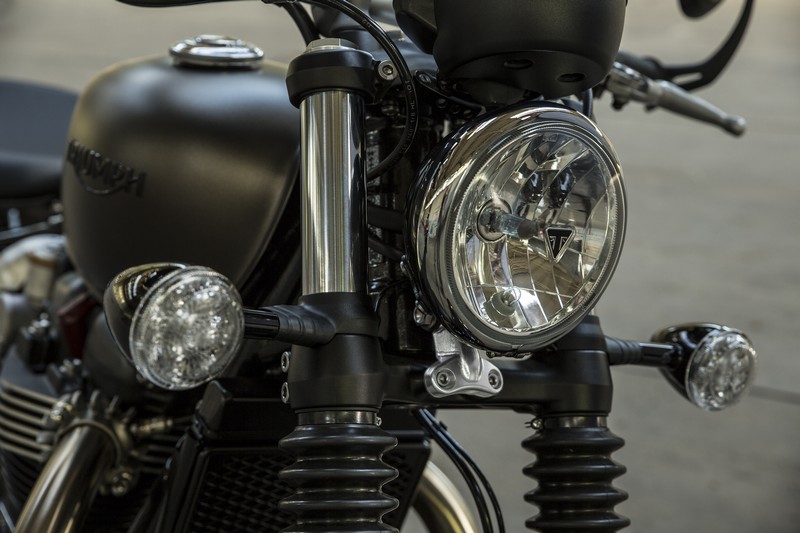 triumph bobber dt 17
