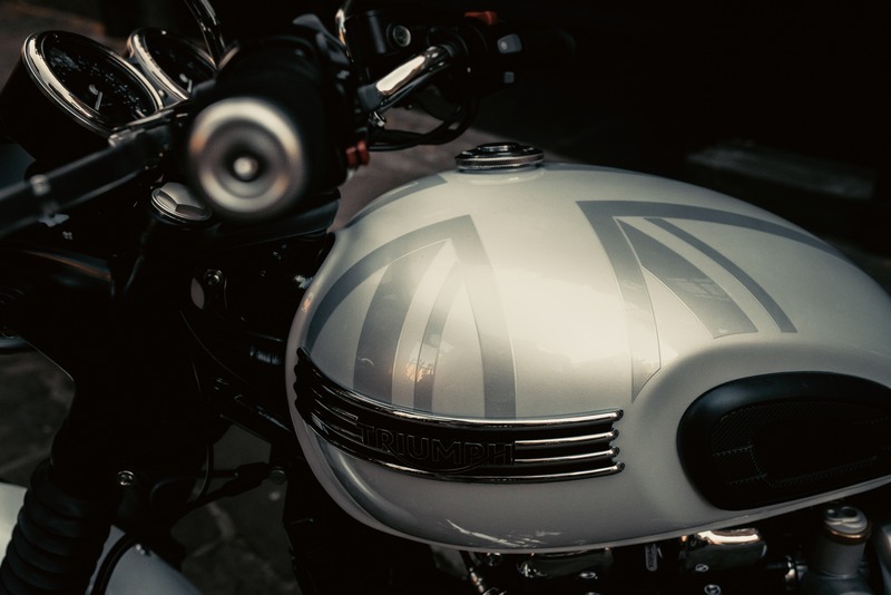 triiumph bonneville t120 diamond edition 2019 1