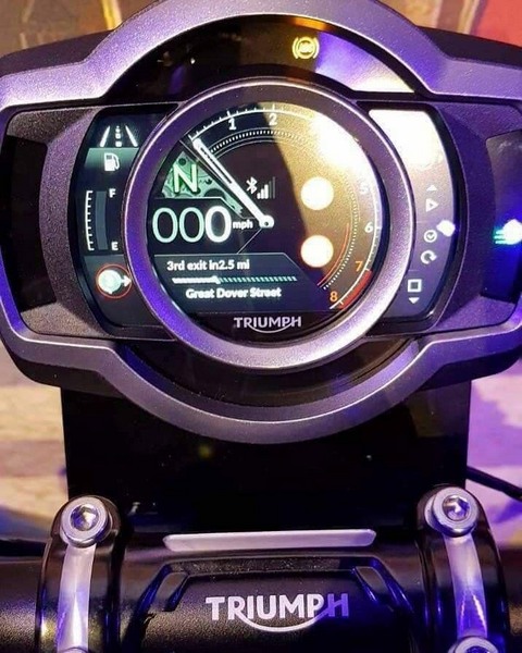 triumph scrambler 1200 2019 14