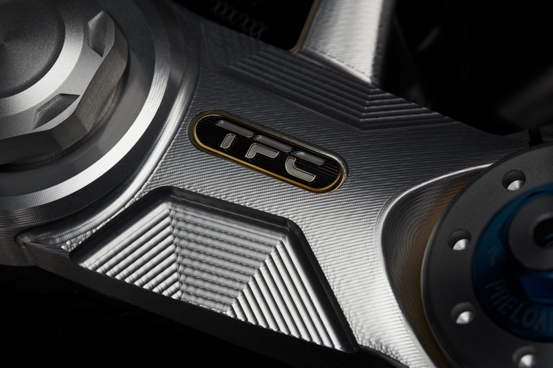 ThruxtonTFC Detail4