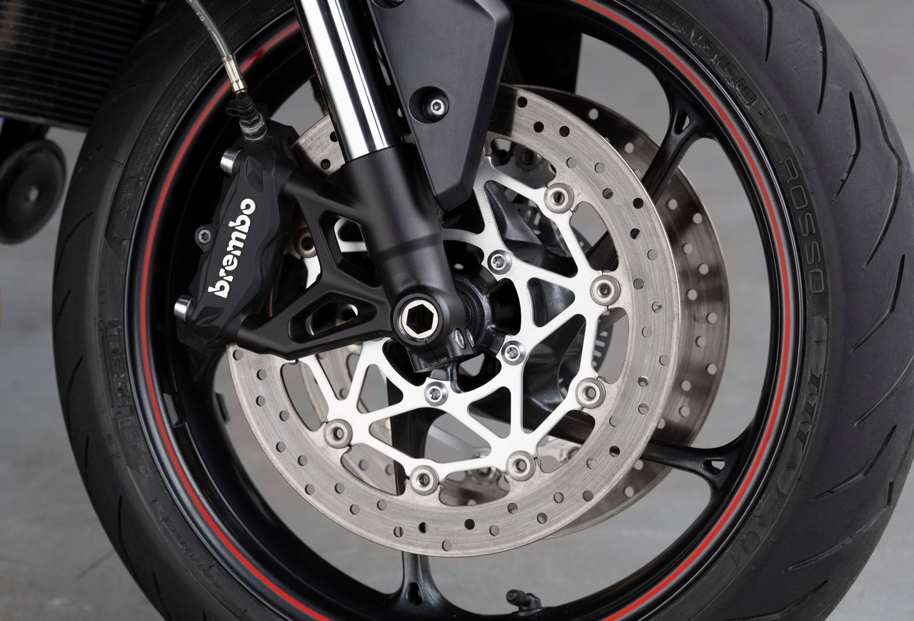 triumph street triple r 2020 23