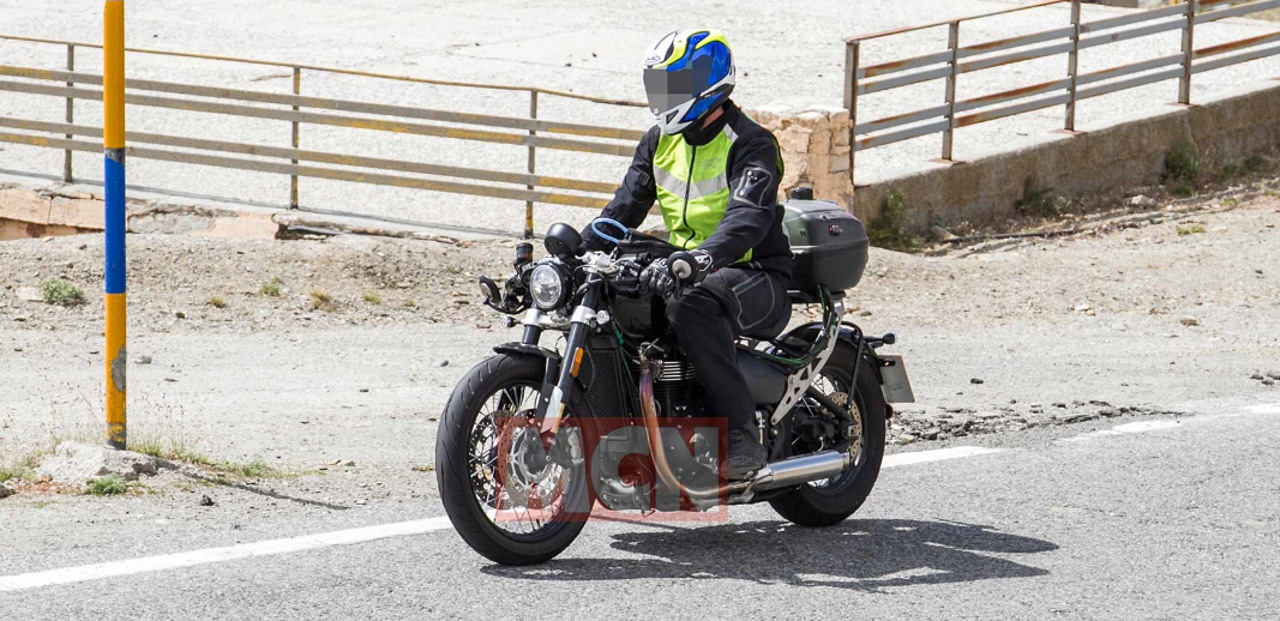 triumph bonneville bobber spy 2