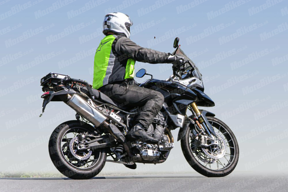 Triumph Tiger 1000 WEB 006