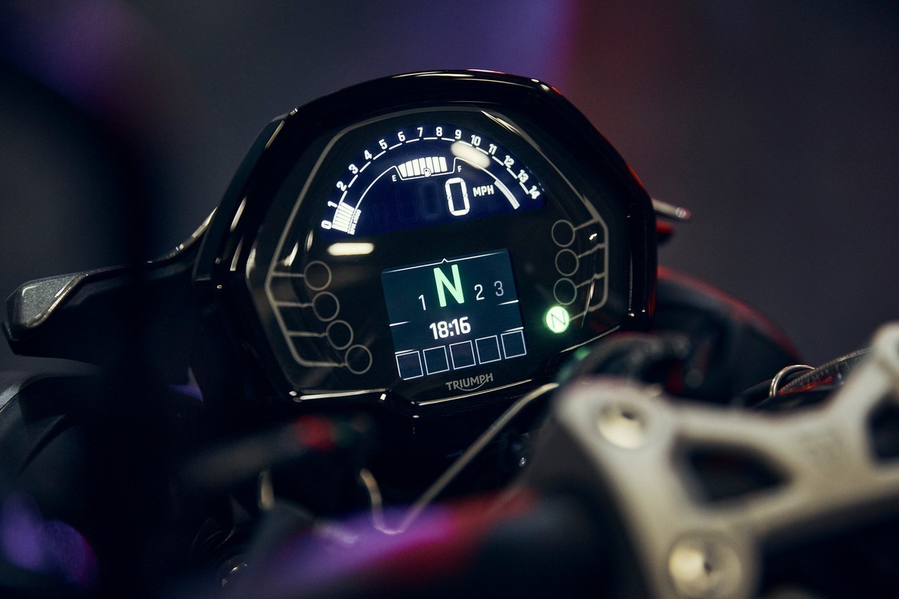 Street Triple R MY23 31661 ML