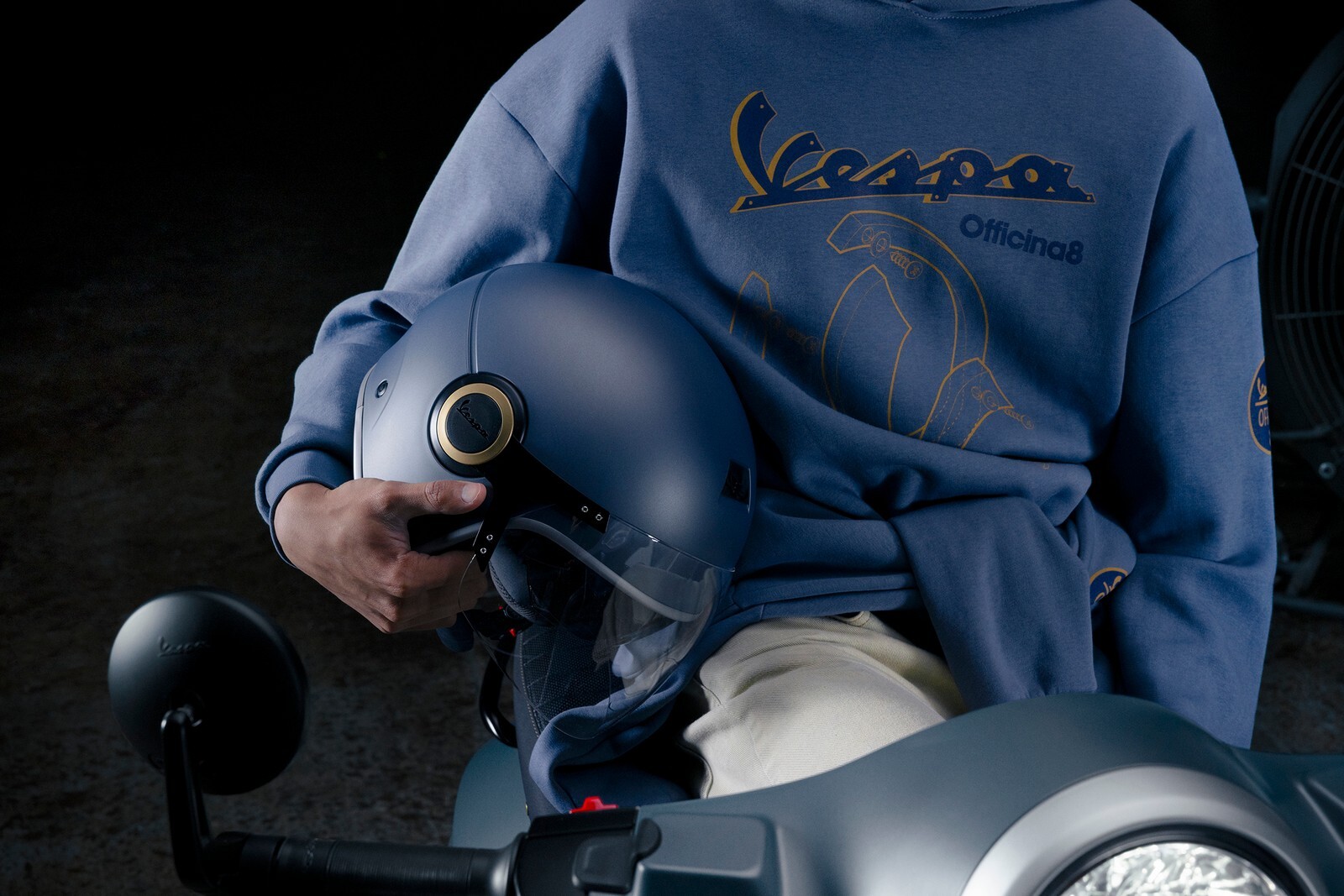 07 Vespa Officina 8