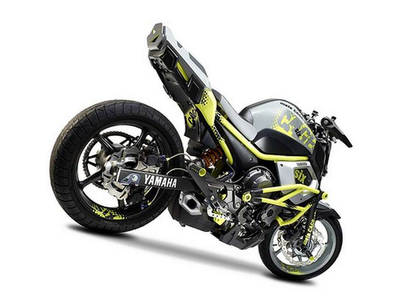 Yamaha Moto Cage - Six Concept