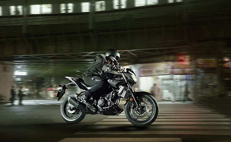 Yamaha MT-03 2016 - Video