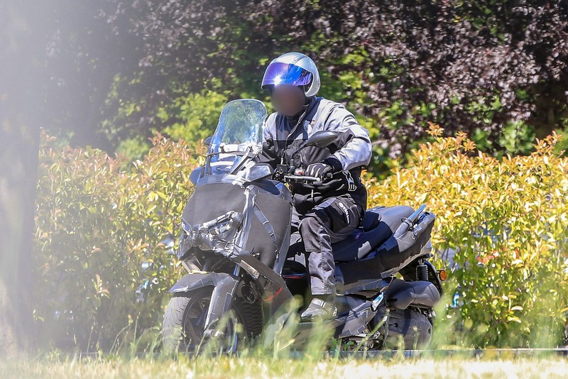 Yamaha XMax 250 002