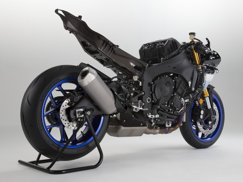 yamaha yzf r1 2018 3
