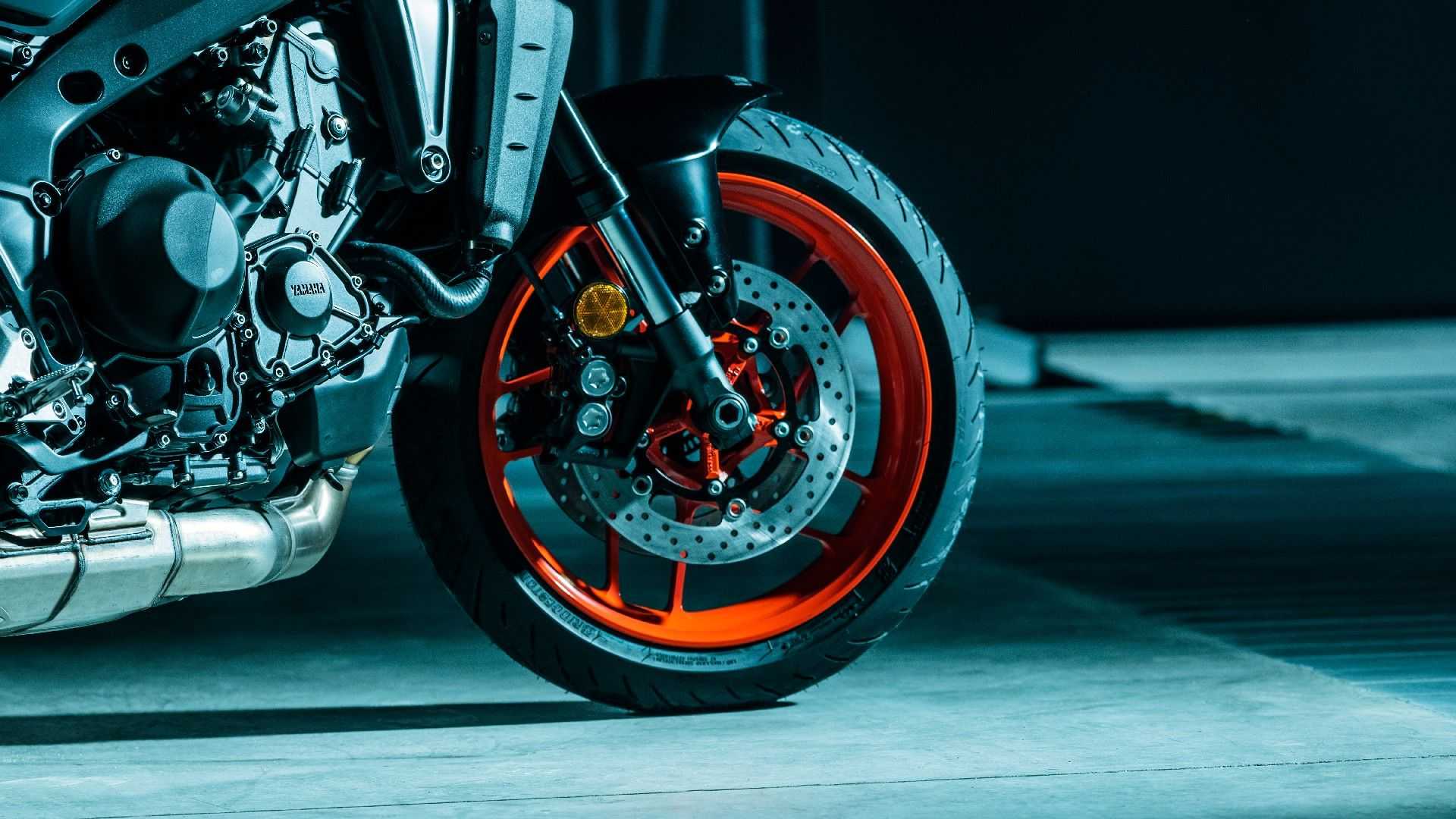 yamaha mt 09 2021 diarroi foto 12
