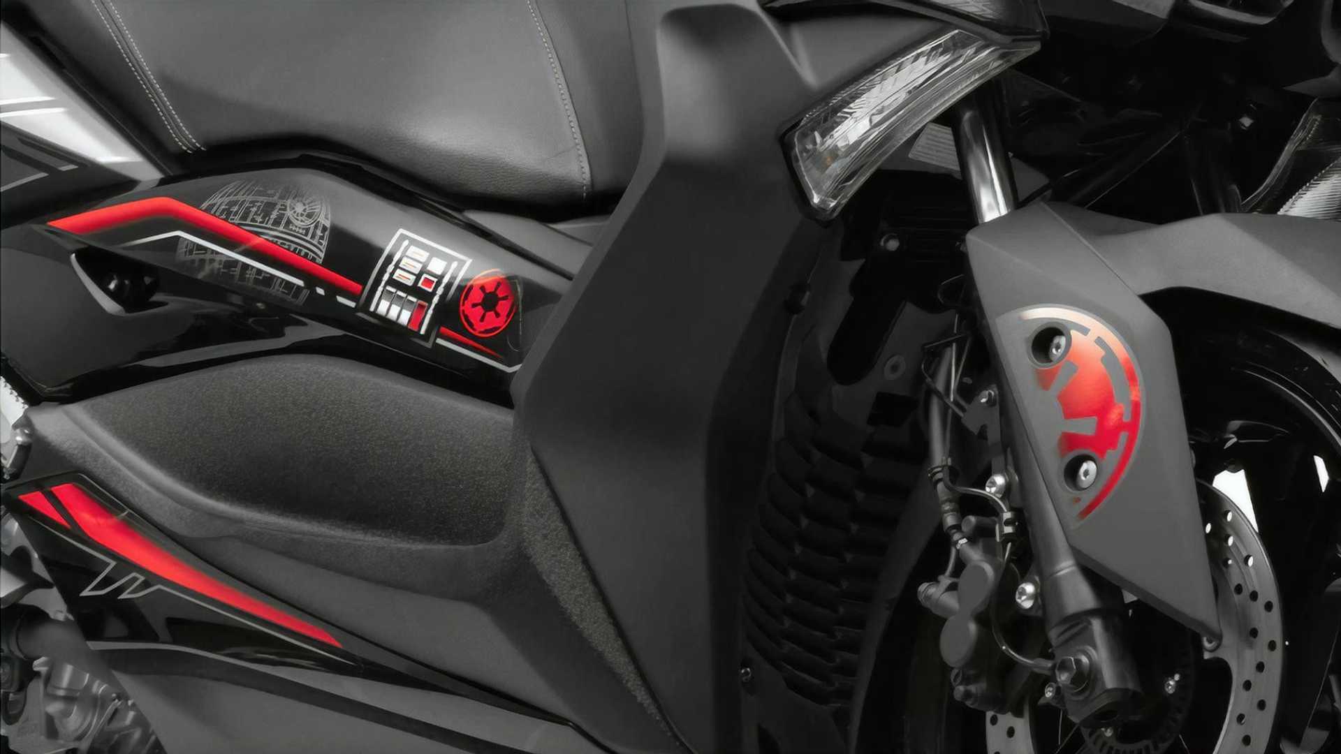 2022 yamaha xmax darth vader edition front right closeup
