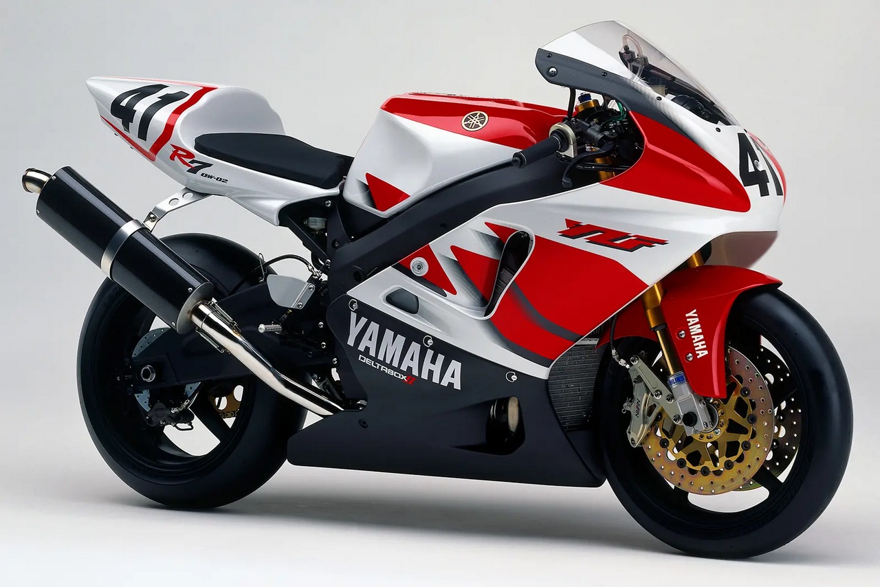 carb yzf r7 00001