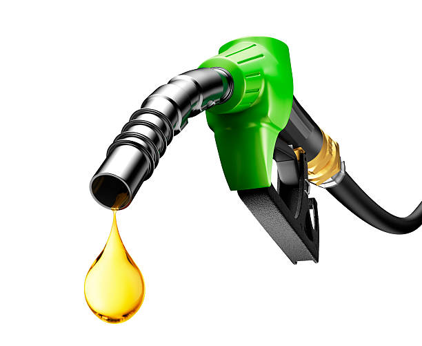 Παγκόσμιο κόστος λίτρου βενζίνης: Αλλού φθηνότερη από νερό, αλλού χρυσάφι!